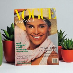 Vtg Vogue Magazine June 1986 Shari Belafonte